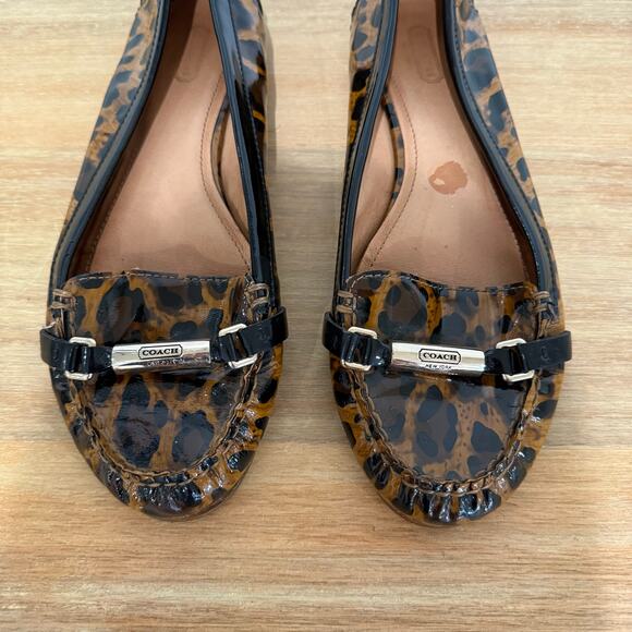 Coach Berdina Patent Leather Leopard Cheetah Flats Loafers Moccasins Size 9.5 - Picture 4 of 13
